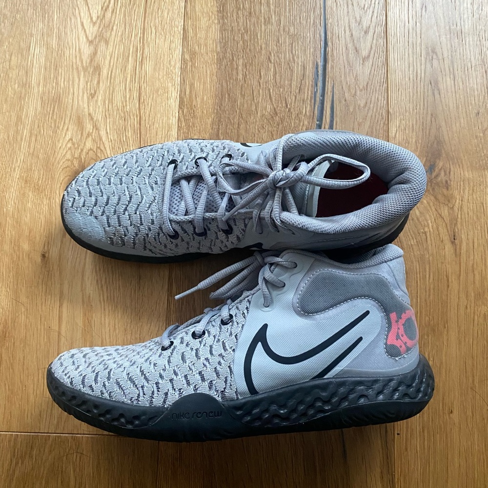 Nike KD TREY VIII Sneakers Size 7.5 (Mens)